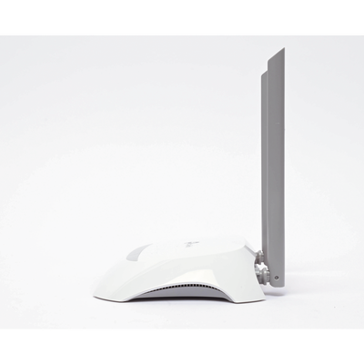 Router Inalámbrico para WISP con Configuración de fábrica personalizable, 2.4 GHz, 300 Mbps, 4 Puertos LAN 10/100 Mbps, 1 Puerto WAN 10/100 Mbps, control de ancho de banda - Image 3