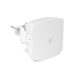 UISP Access Point Multipunto Tecnología Wave en 60 Ghz, hasta 15 estaciones, hasta 5.4 Gbps, respaldo en 5 Ghz. 1 puerto SFP+ 10G, 1 puerto 2.5g Gbps, con GPS